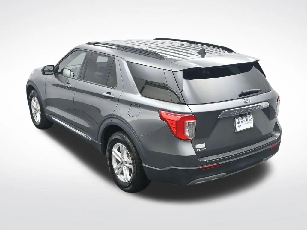 Used 2022 Carbonized Gray Metallic Ford XLT image 30