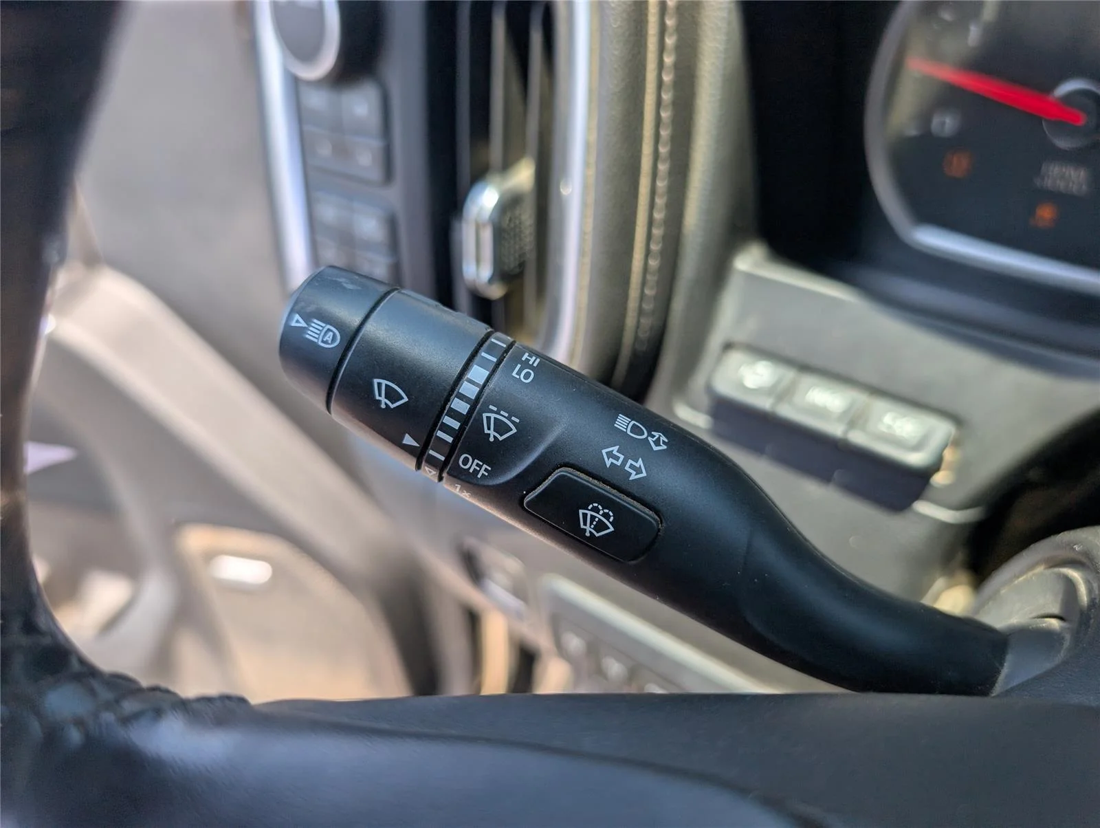 Used 2020 BLACK Chevrolet High Country image 24