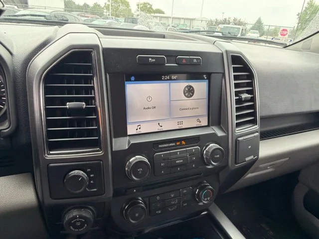 Used 2018 Blue Ford XLT image 12