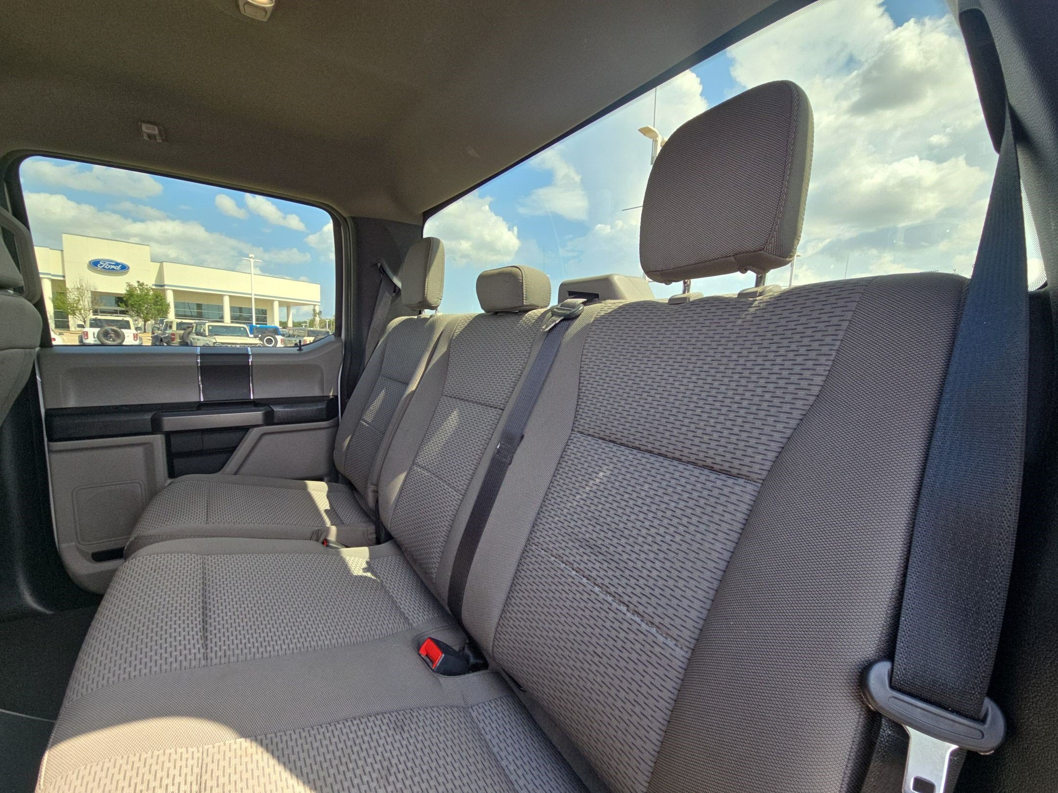 Used 2021 Blue Ford XLT image 23