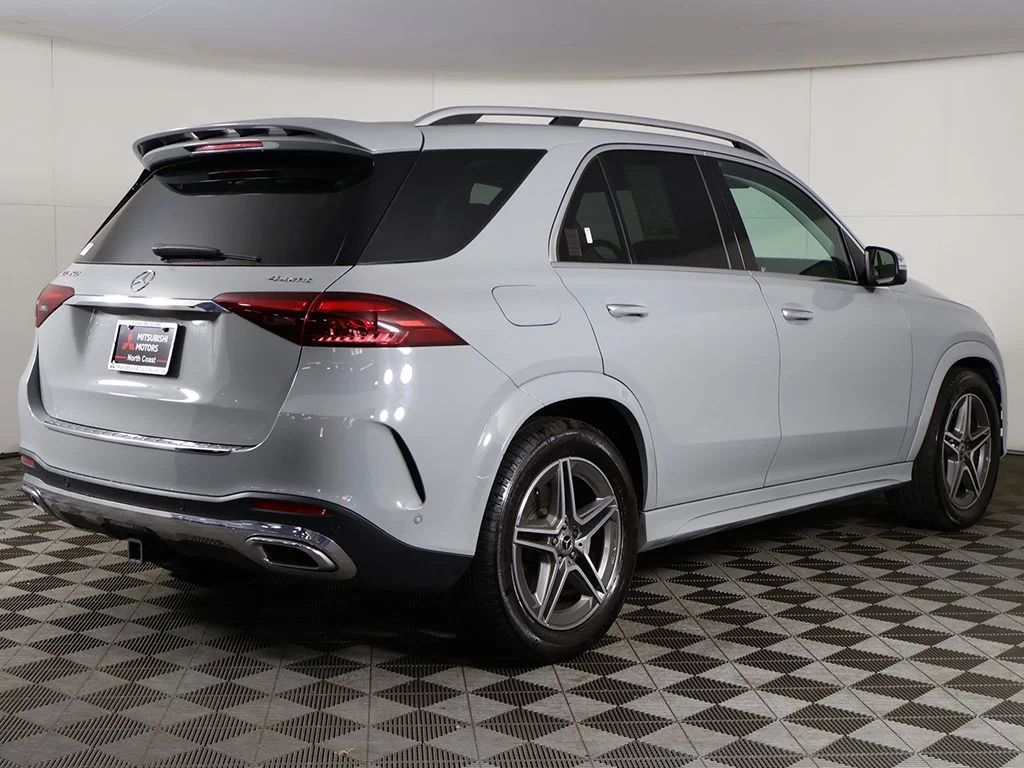 Used 2024 Gray Mercedes-Benz GLE 450 image 11