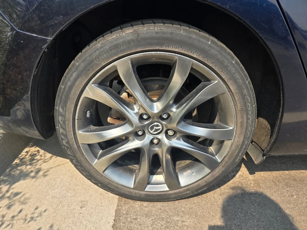 Used 2017 Deep Crystal Blue Mazda Grand Touring image 18