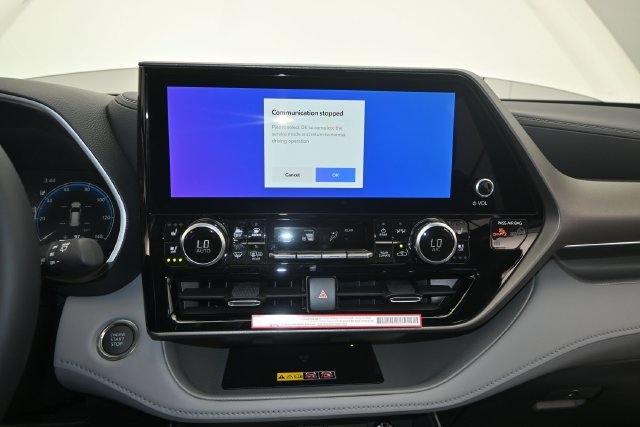 New 2026 Wind Chill Pearl Toyota Limited image 7