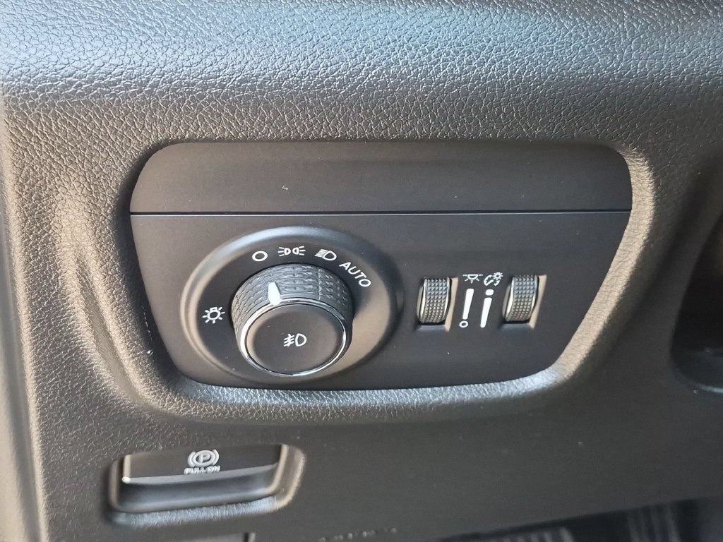 Used 2023 Black Jeep Limited image 15