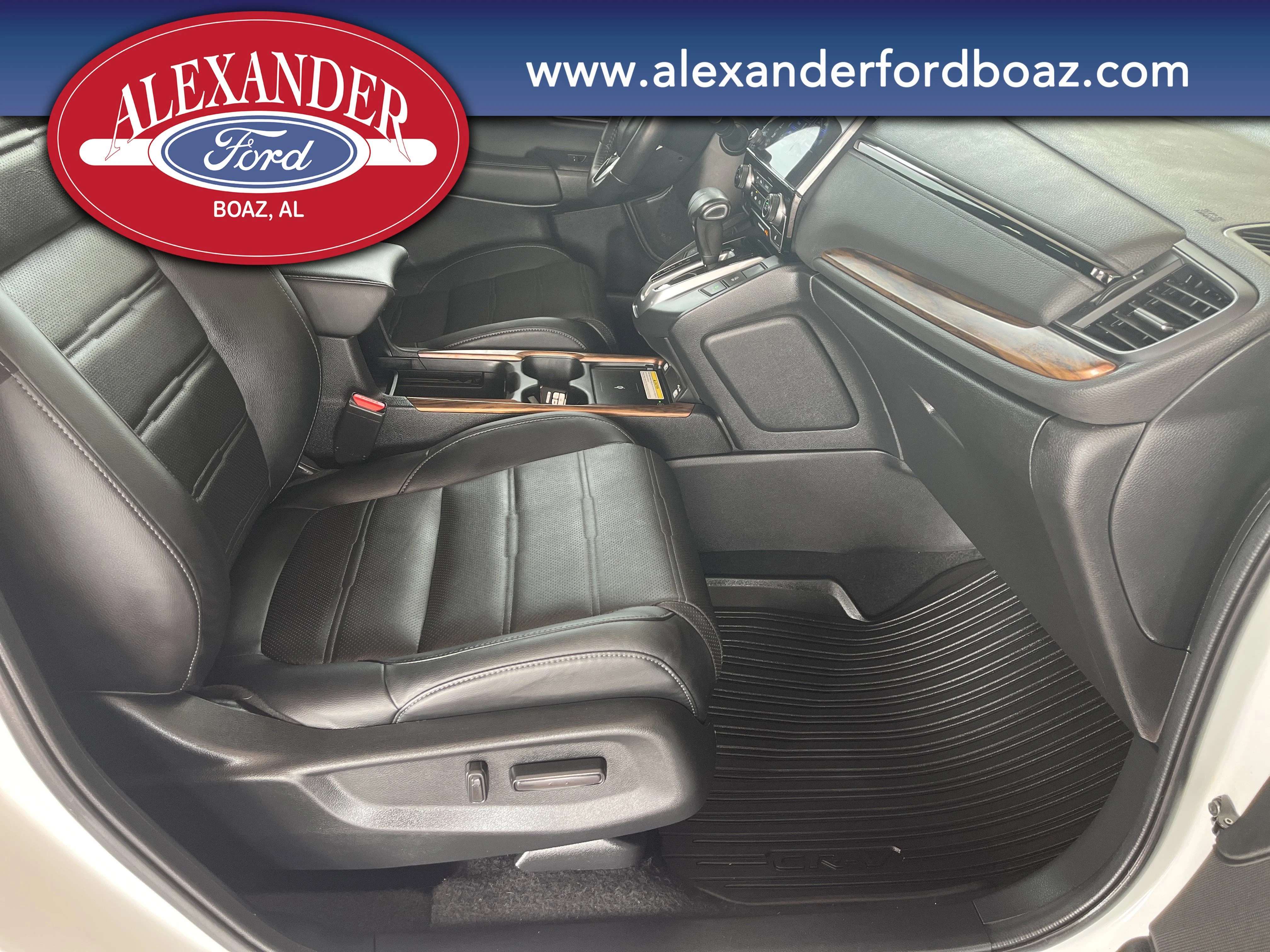 Used 2022 White Honda Touring image 13