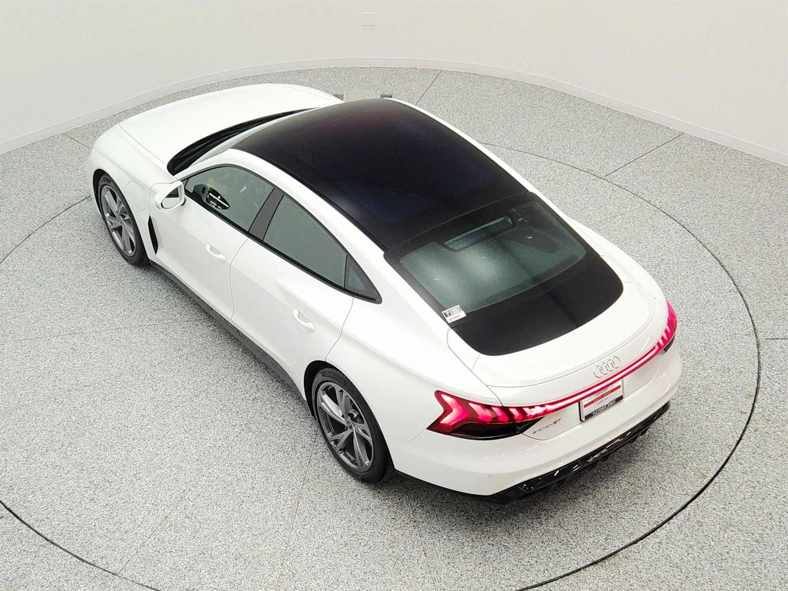 Used 2023 Ibis White Audi Premium Plus quattro image 27