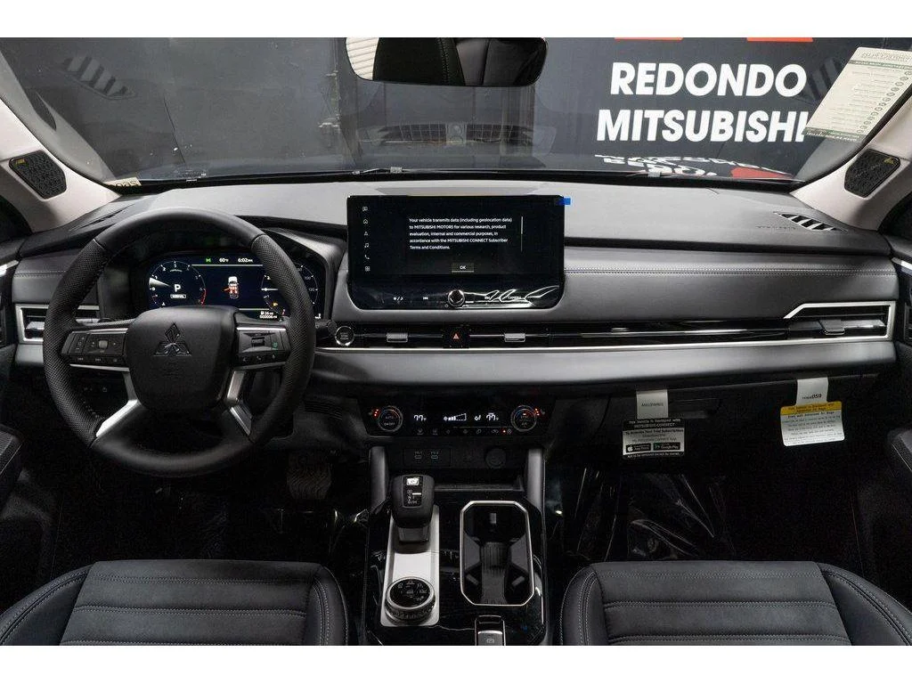 2026 Mitsubishi Outlander SE - Photo 16