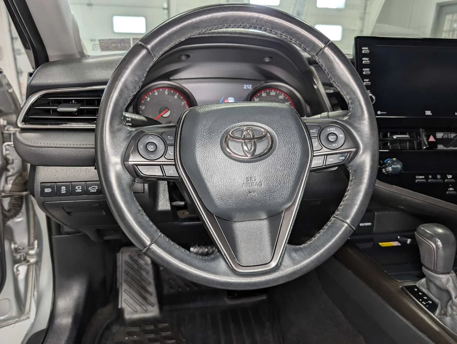 Used 2022 Midnight Black Metallic Toyota XSE image 38