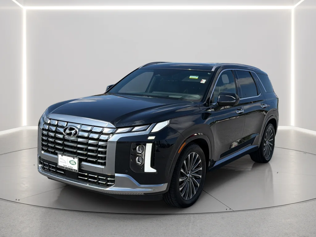 Used 2024 White Hyundai Calligraphy image 12