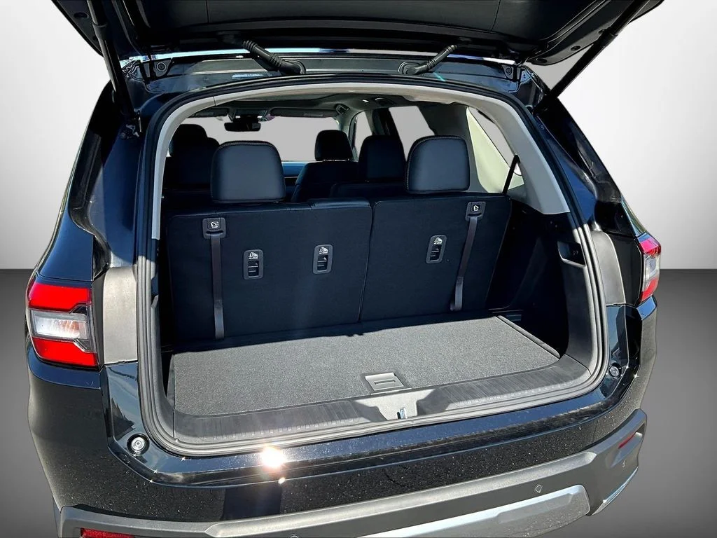 New 2026 Crystal Black Pearl Honda AWD Touring image 7