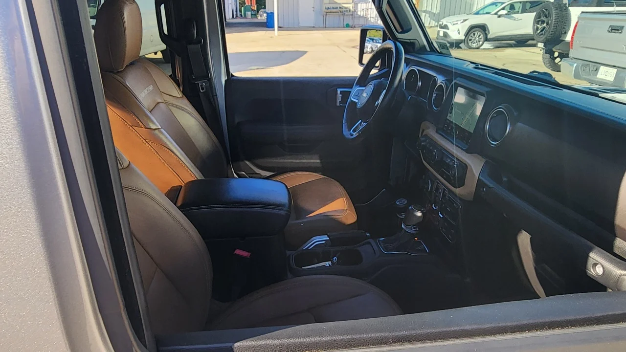 Used 2020 Silver Jeep Rubicon image 20