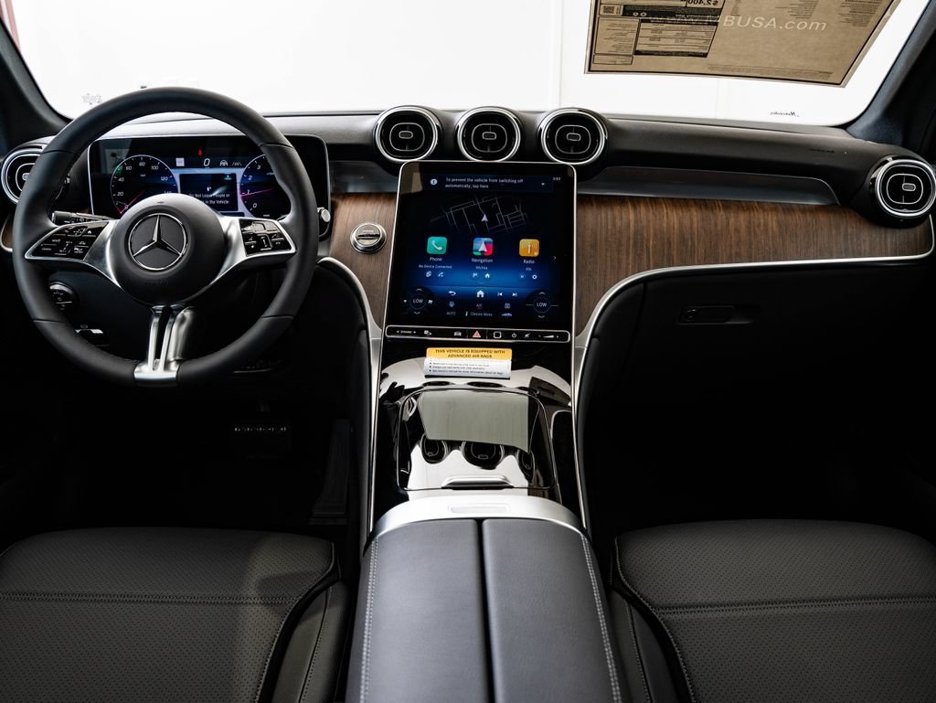 New 2026 Black Mercedes-Benz GLC 300 image 33