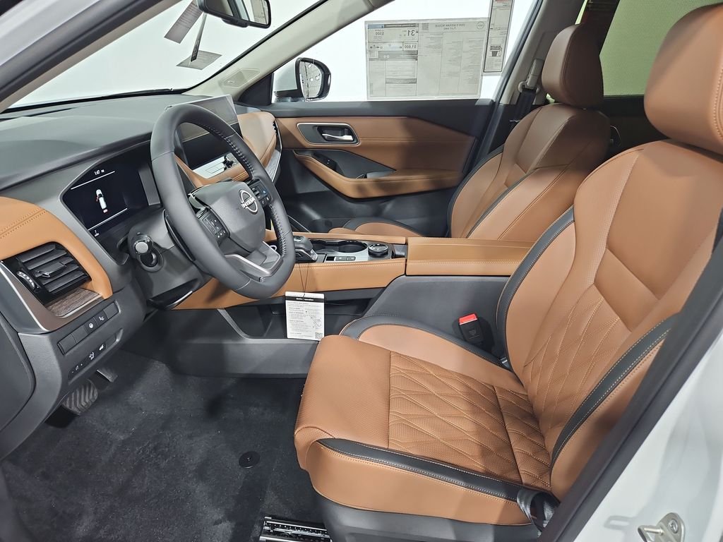 New 2026 White Nissan Platinum image 9