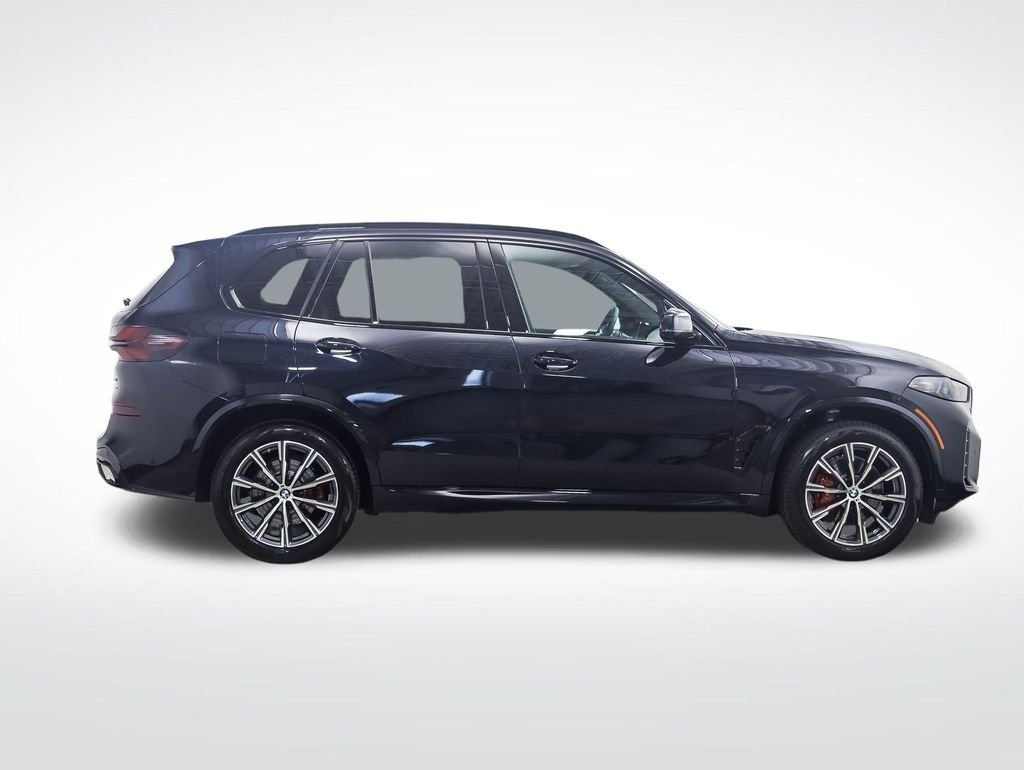 Used 2026 Carbon Black Metallic BMW xDrive40i image 7