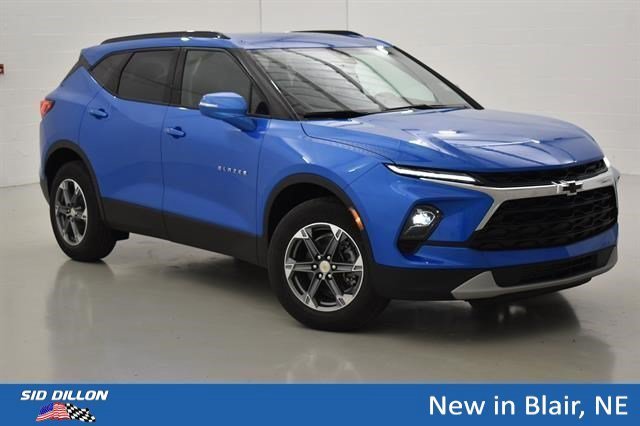 New 2026 Riptide Blue Metallic Chevrolet 3LT image 13