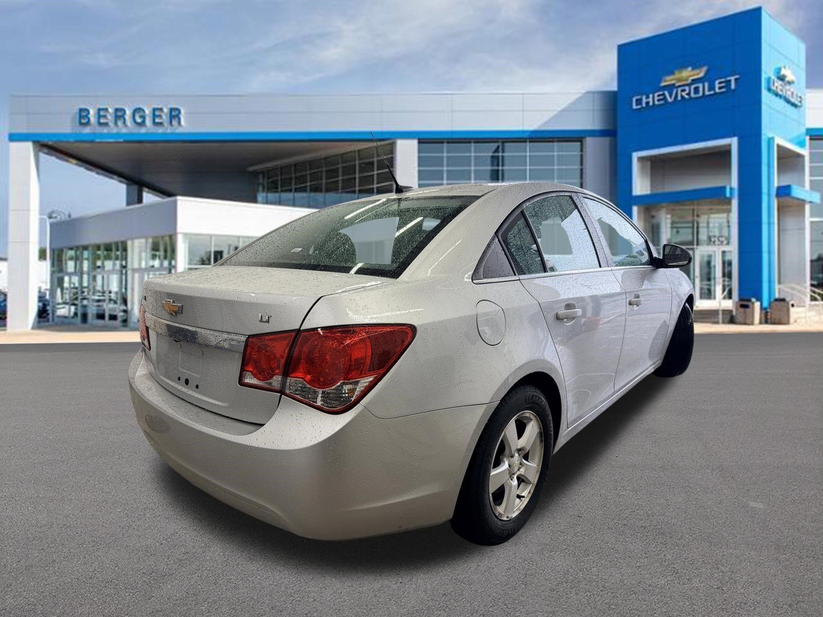 Used 2013 Chevrolet Cruze 1LT with VIN 1G1PC5SB5D7181927 for sale in Grand Rapids, MI