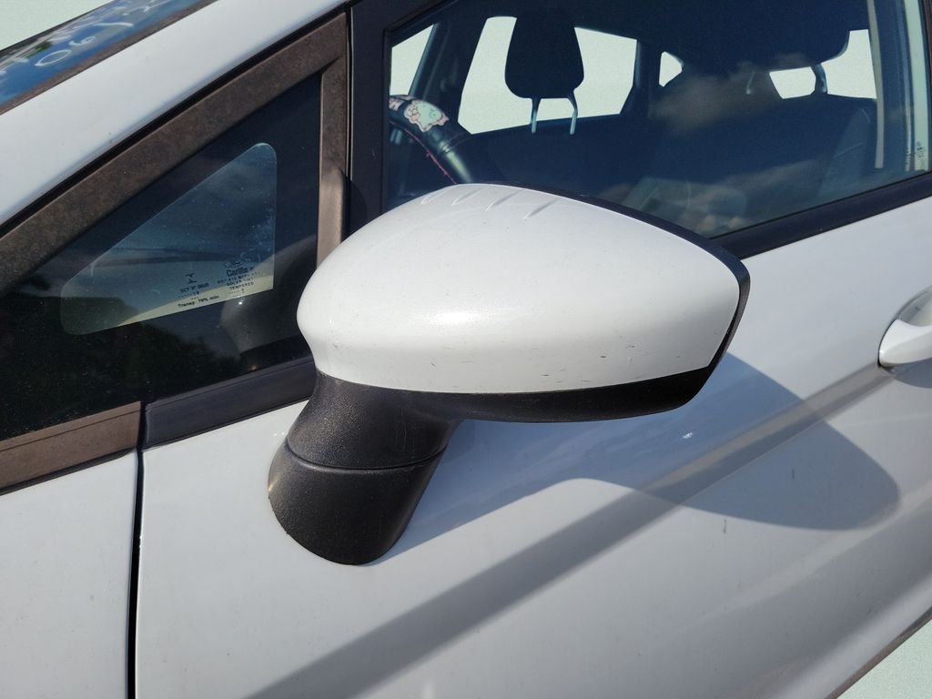 Used 2019 White Ford SE image 7