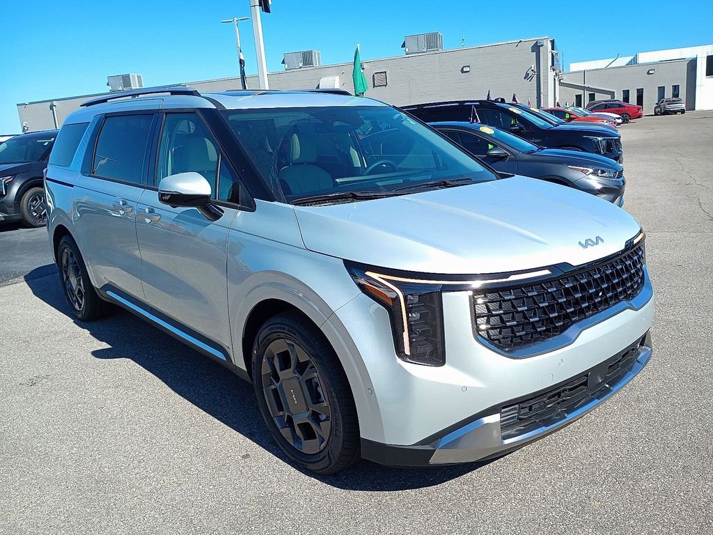 New 2026 Ivory Silver Kia SX image 1
