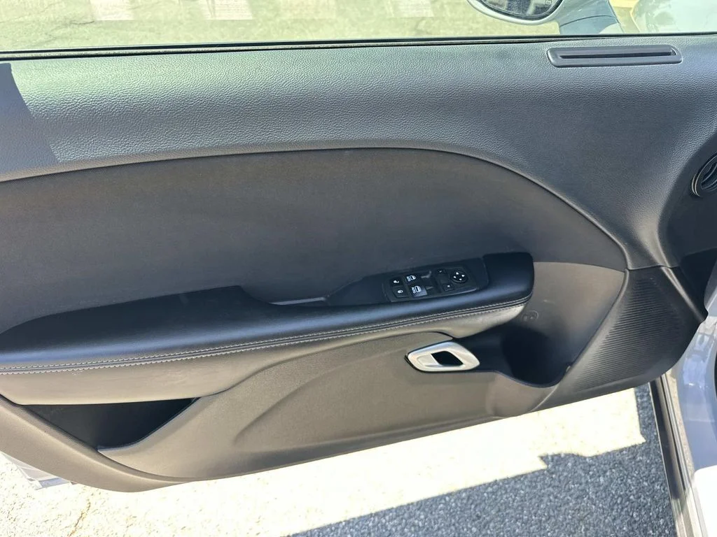 Used 2021 Gray Dodge SXT image 18