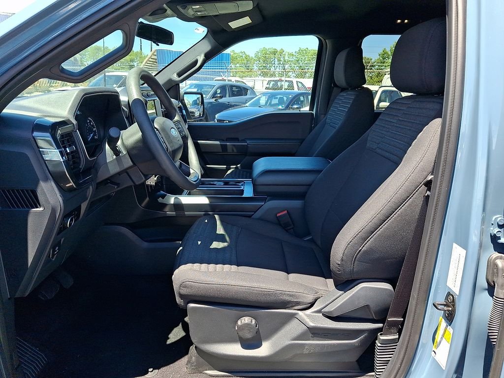 Used 2023 Blue Ford XL image 14