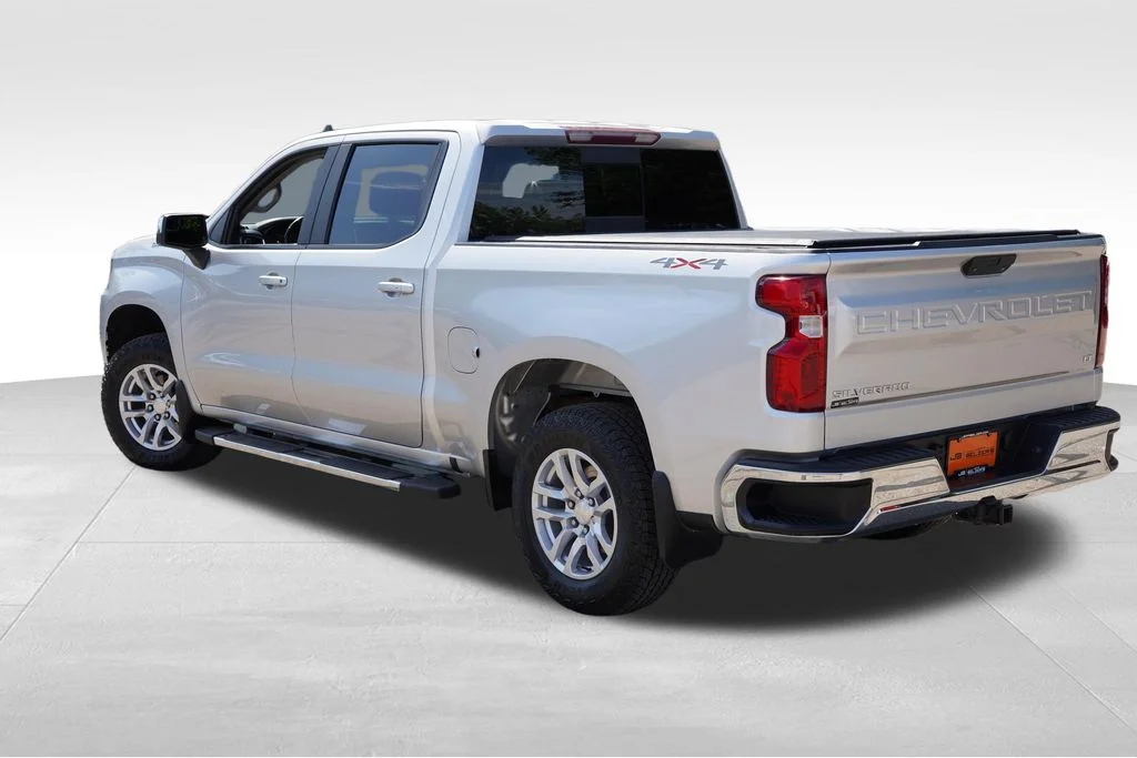Used 2019 Silver Ice Metallic Chevrolet LT image 7