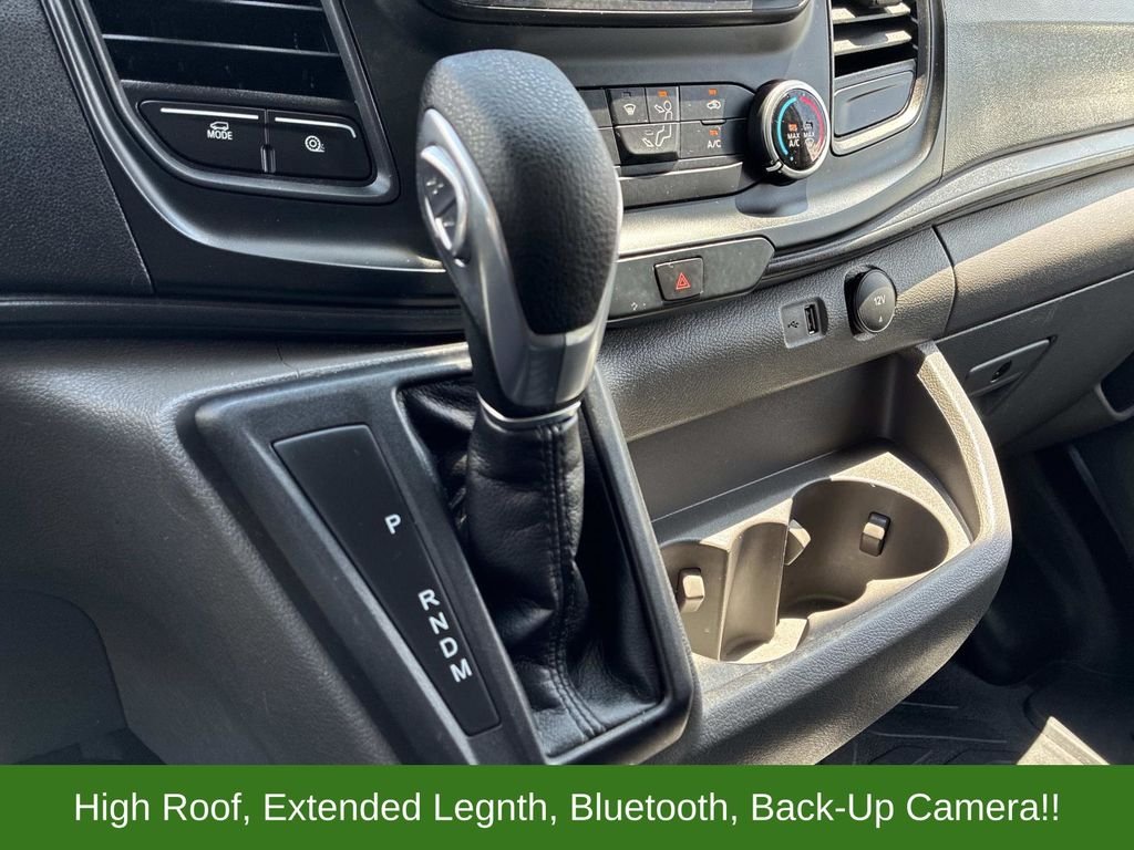 Used 2024  Ford Base image 26