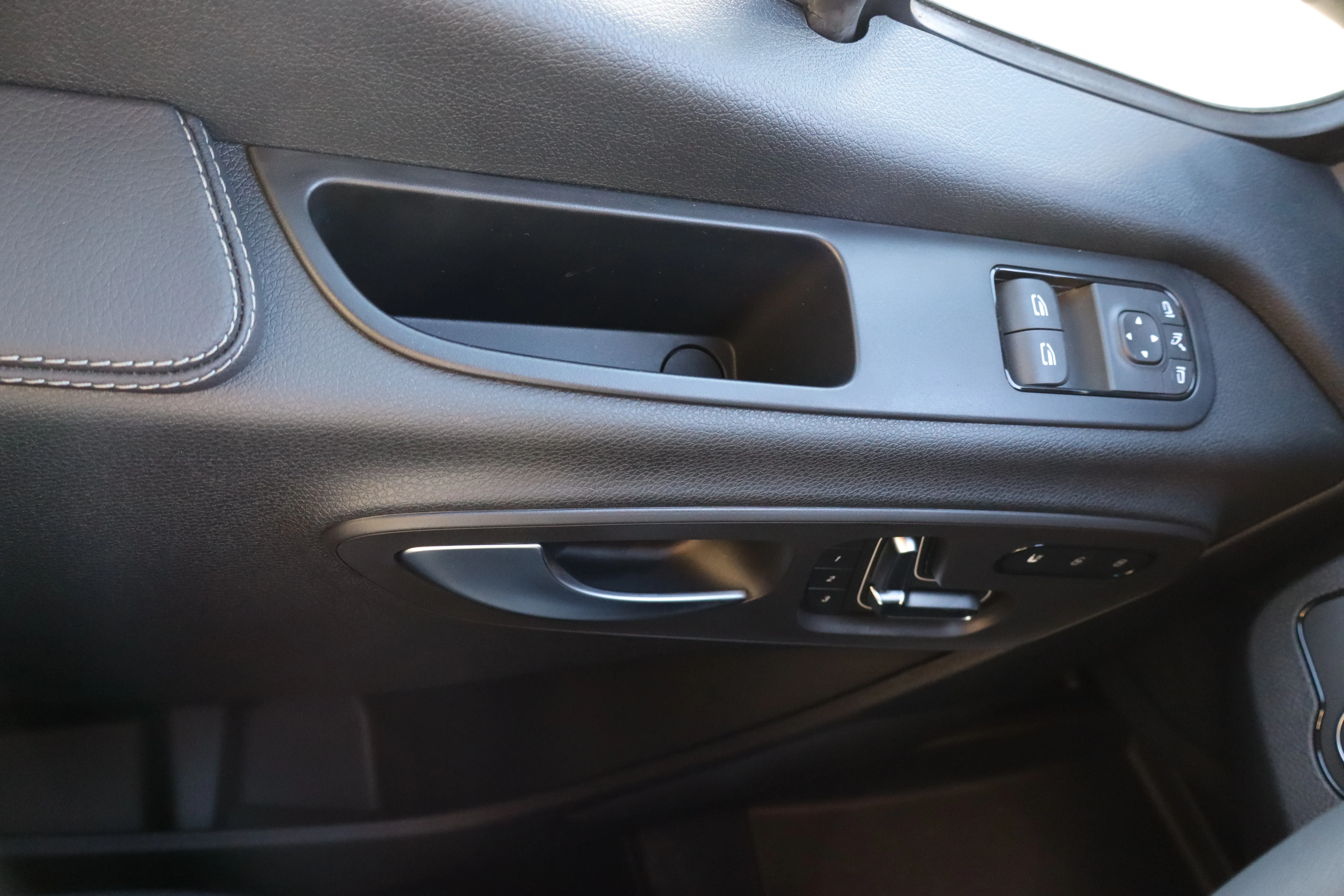 New 2026 Grey Mercedes-Benz 2500 Standard Roof image 14