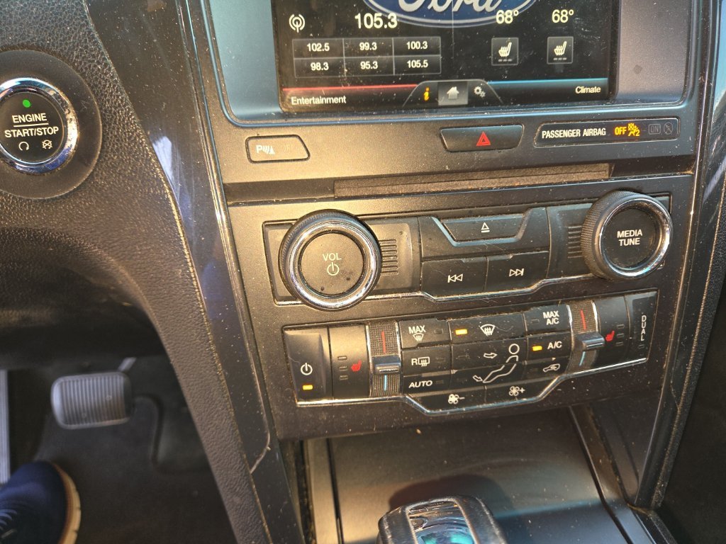 Used 2016 White Ford XLT image 20