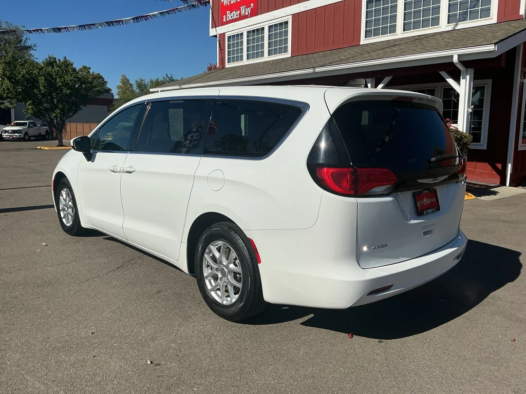 Used 2023 Bright White Clearcoat Chrysler LX image 16