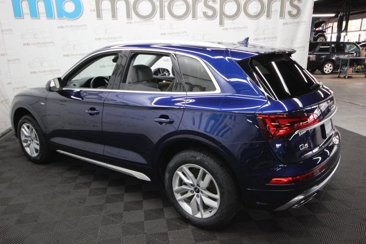 Used 2022 Blue Audi 45 S line Premium image 3