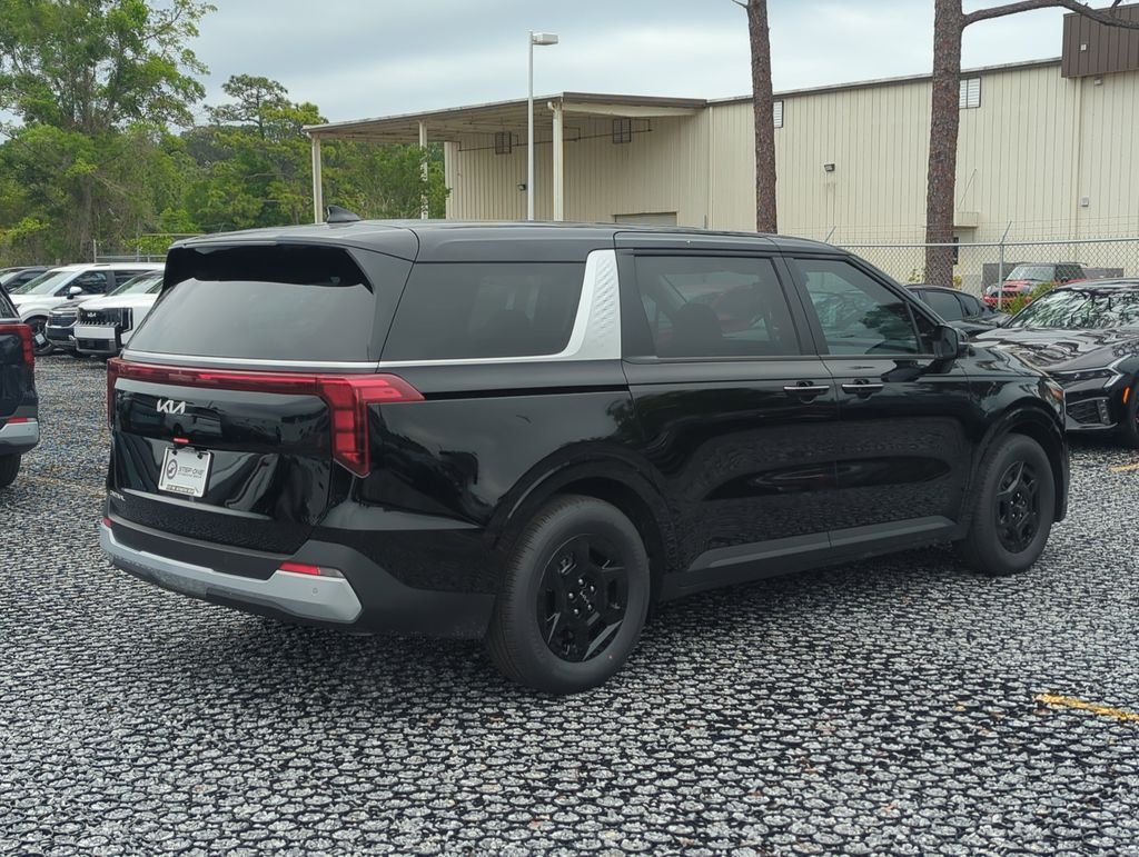 New 2026 Aurora Black Pearl Kia LXS image 7