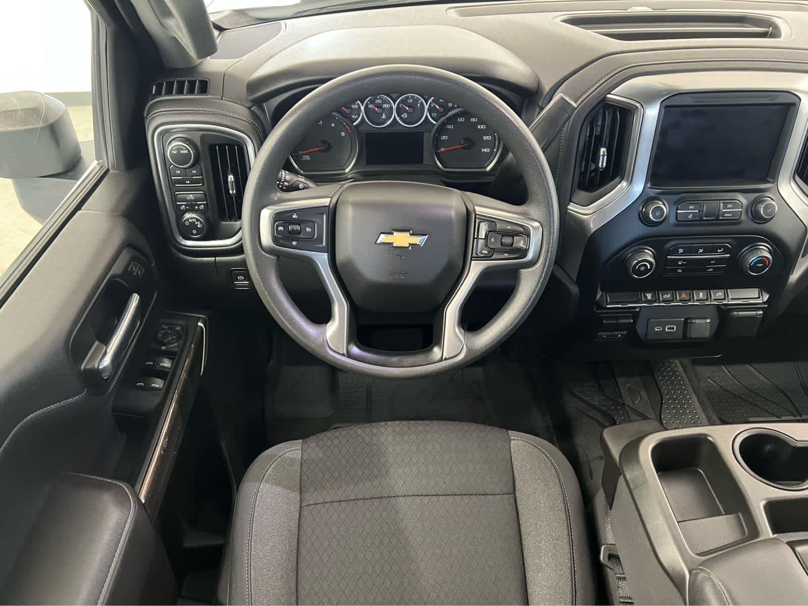 Used 2022 Summit White Chevrolet LT image 30