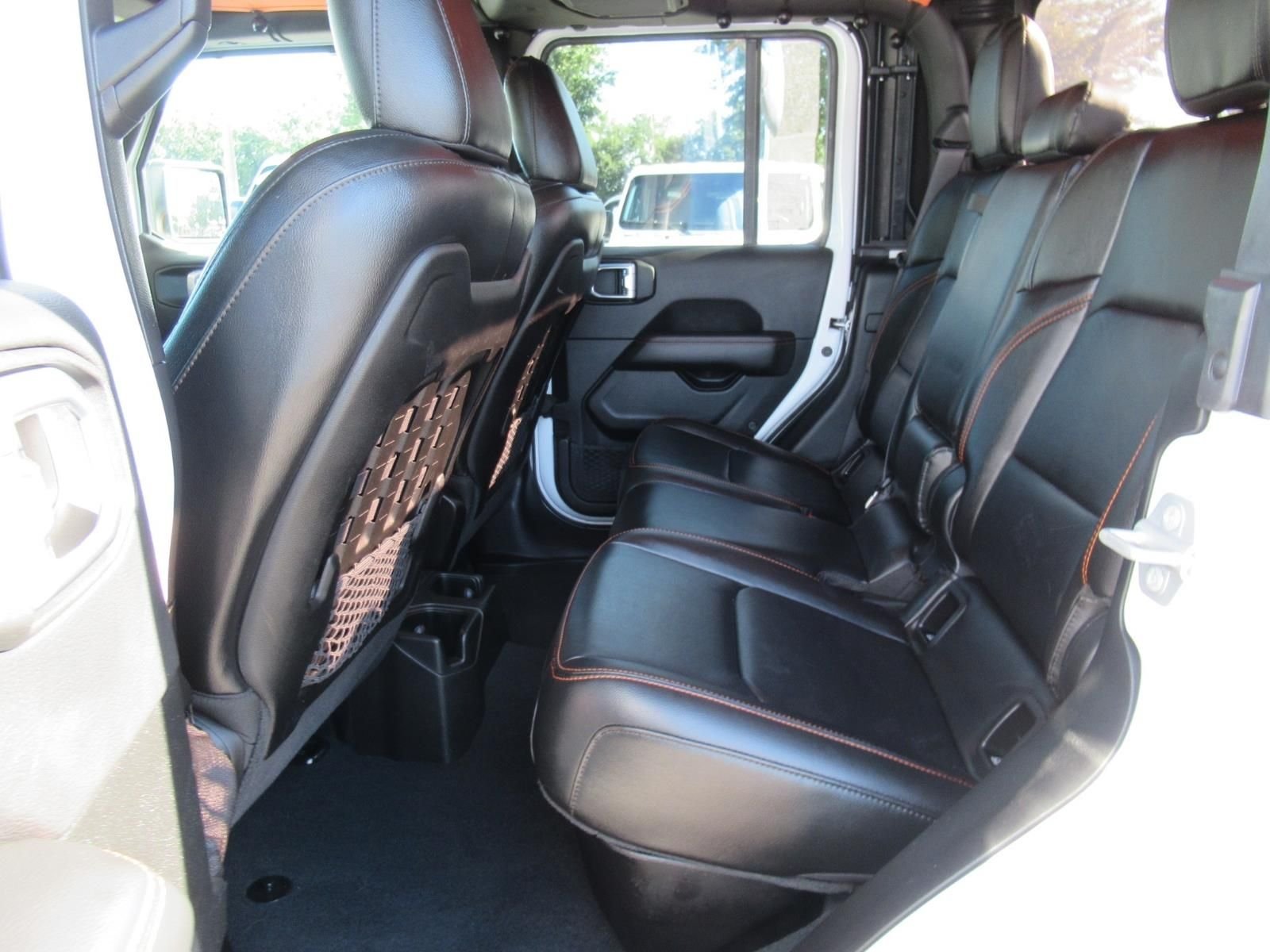 Used 2022 White Jeep Mojave image 37