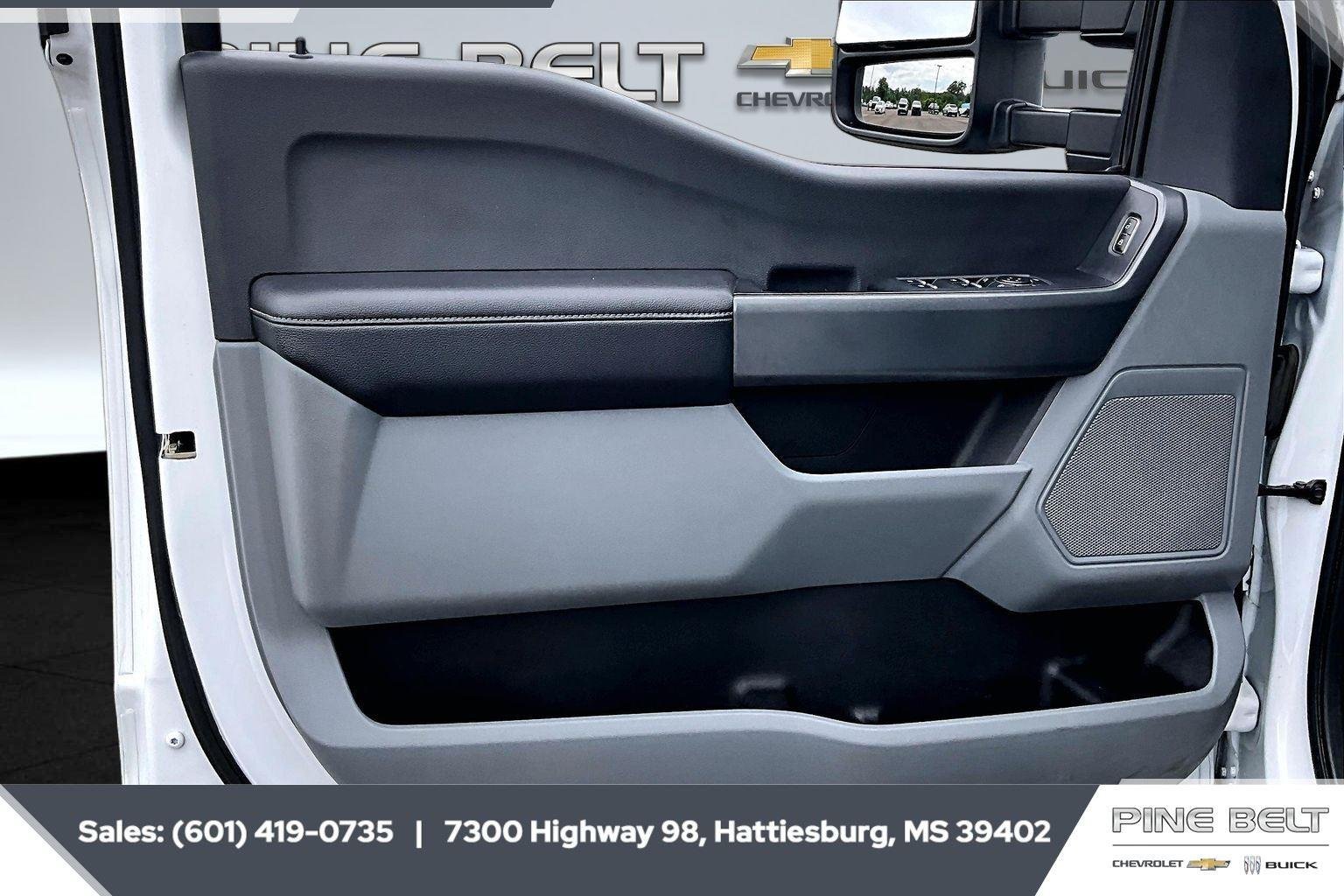Used 2023 White Ford XL image 18