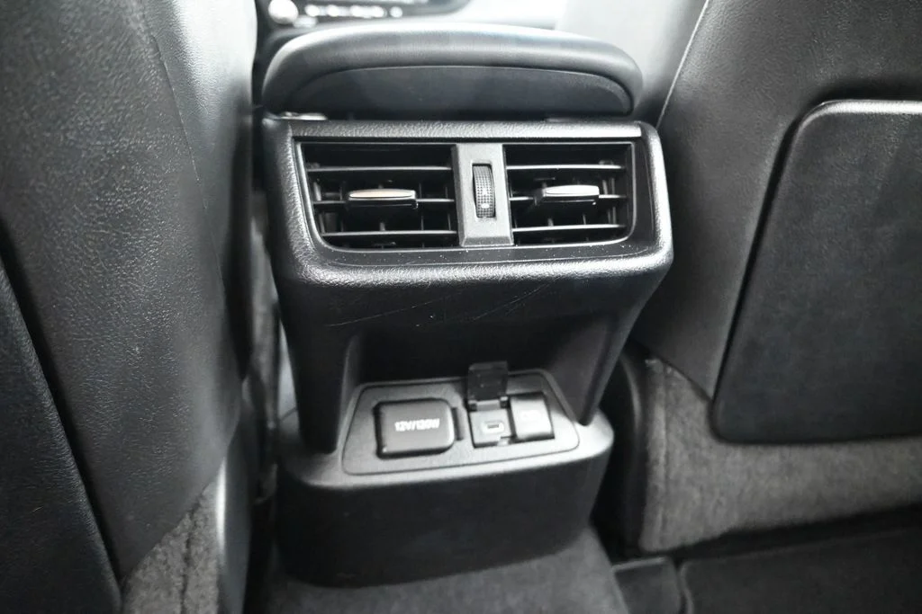 Used 2022 White Lexus 300h image 23