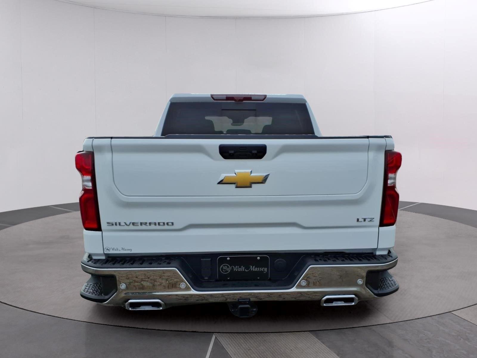 New 2026 Summit White Chevrolet LTZ image 4