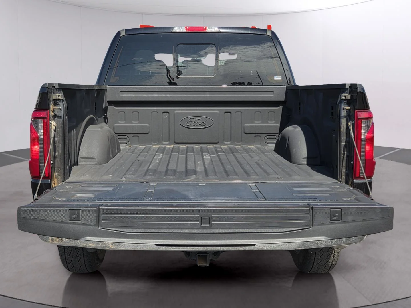 Used 2024 Agate Black Ford XLT image 12