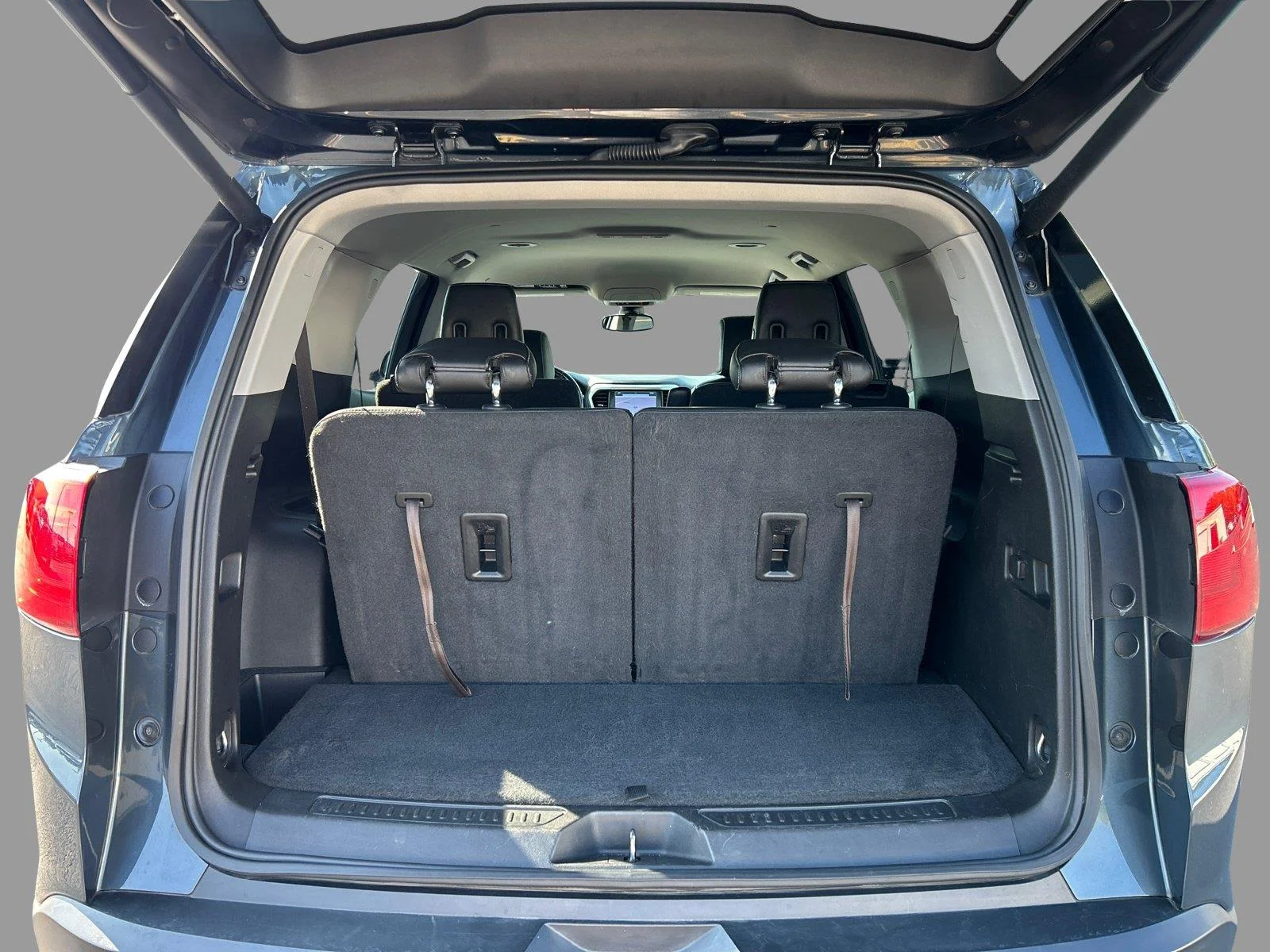 Used 2019 Dark Sky Metallic GMC SLT image 5