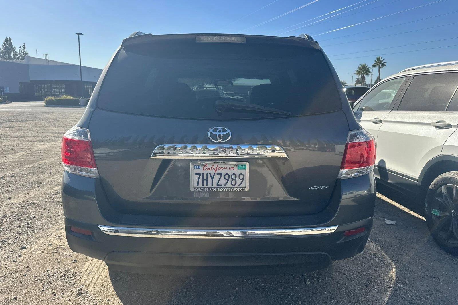 Used 2013 Magnetic Gray Metallic Toyota SE image 5