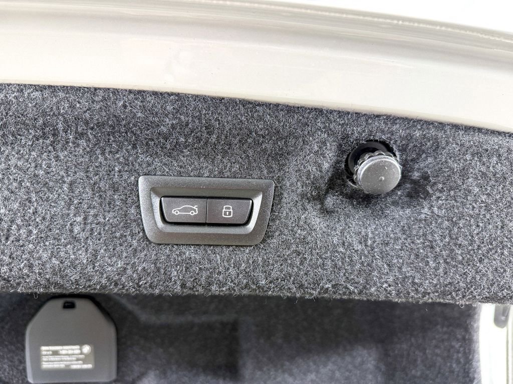 2026 BMW 4 Series 430i - Photo 17