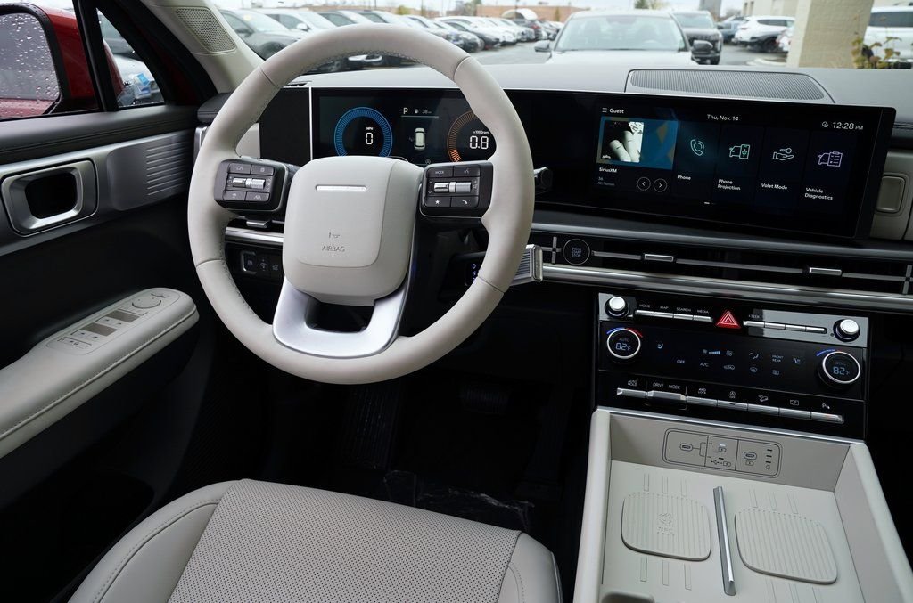 2025 Hyundai Santa Fe SEL - Photo 12