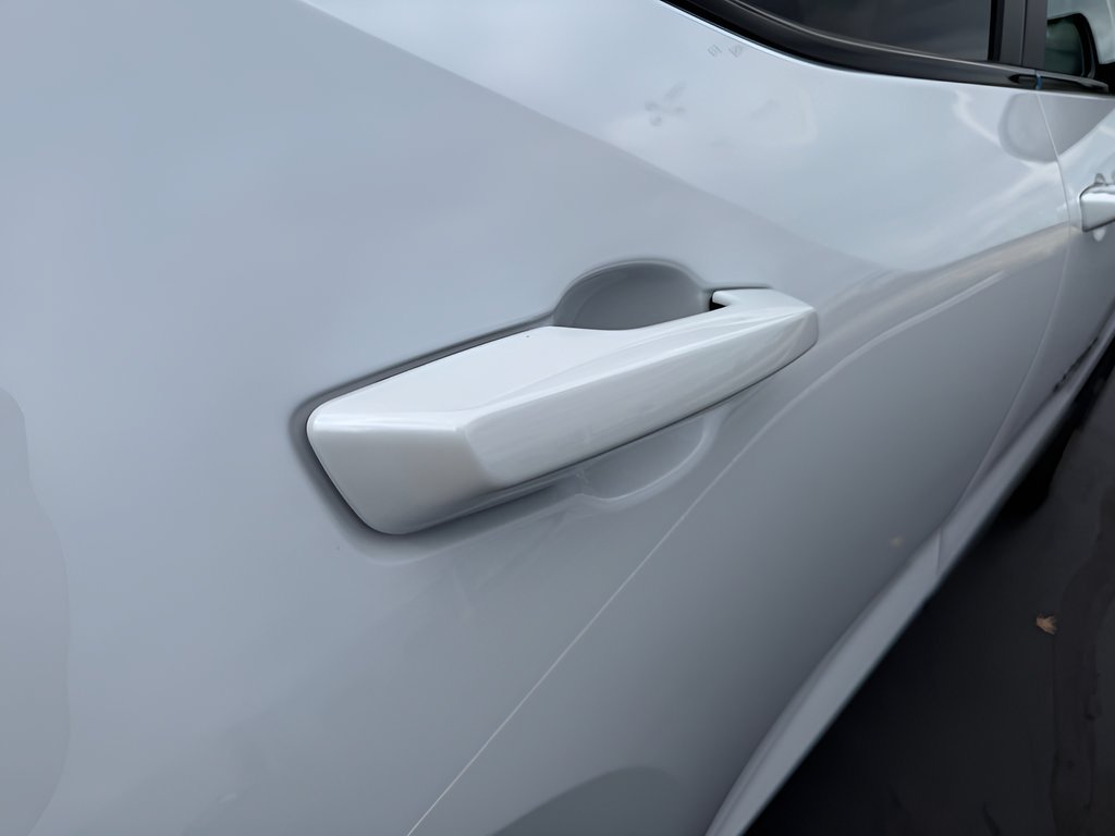 2027 Chevrolet Equinox RS - Photo 45