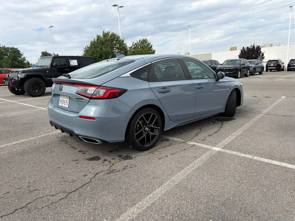 Used 2024 Gray Honda Sport Touring image 9