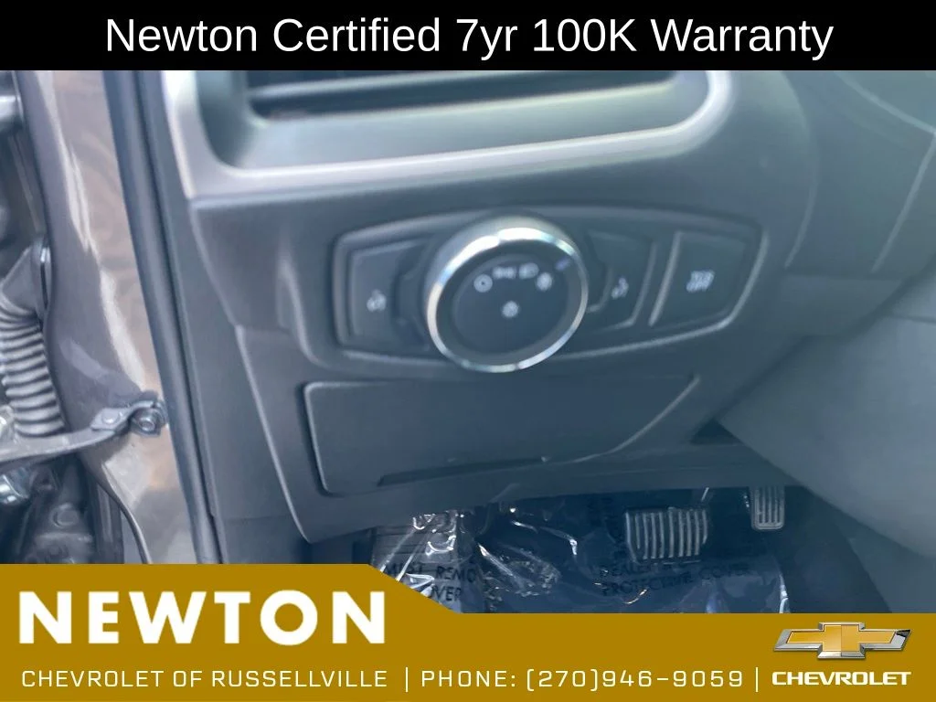 Certified Used 2022 Gray Metallic Ford SE image 9