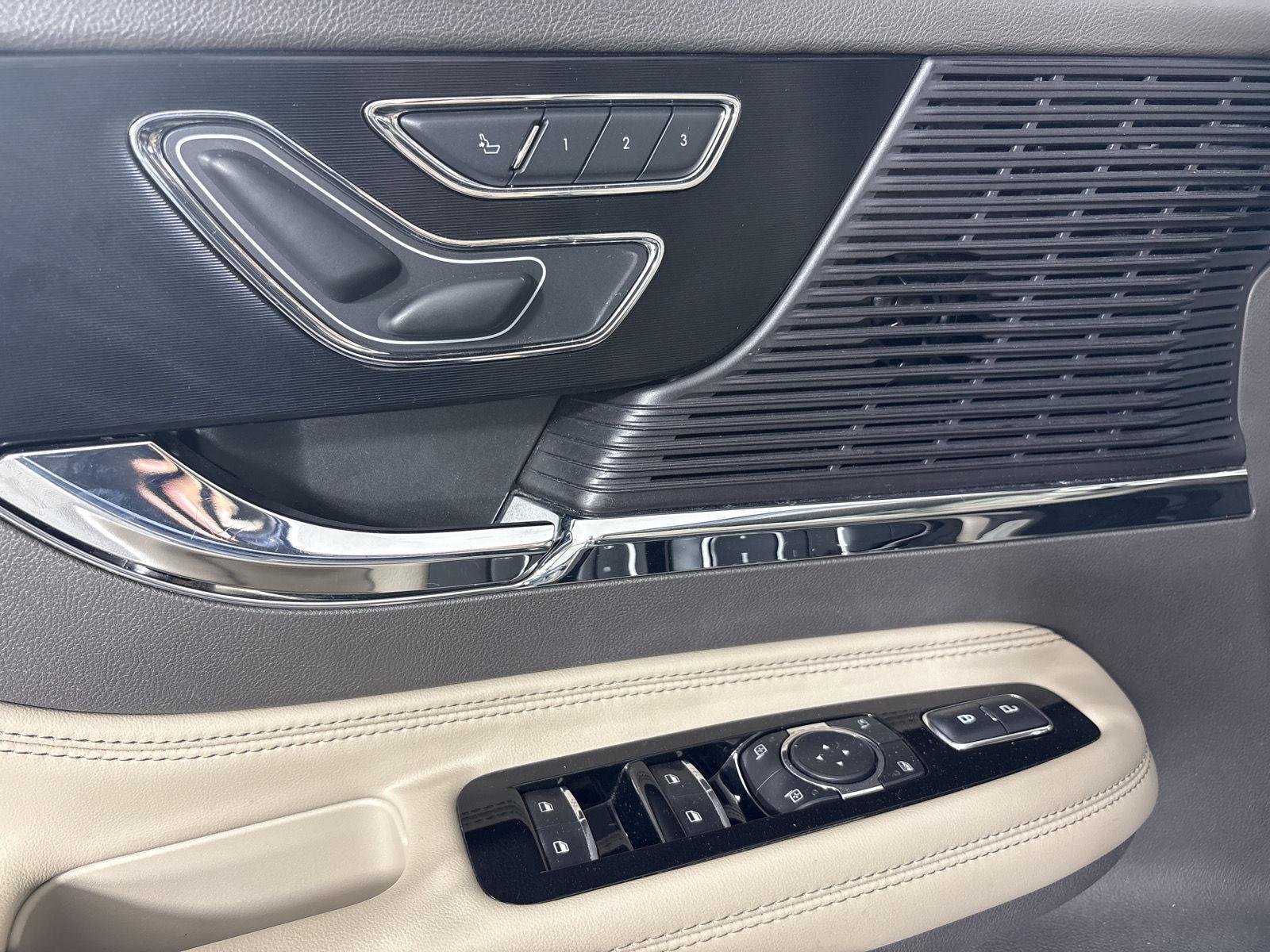 Used 2022 Ocean Drive Blue Metallic Tinted Clearciat Lincoln Standard image 6
