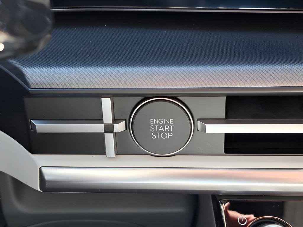 2026 Hyundai Santa Fe SE - Photo 28