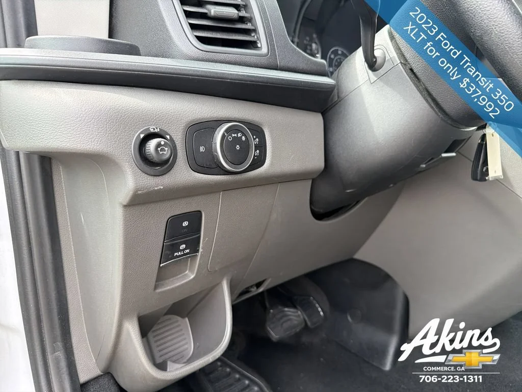 Used 2023 White Ford XL image 15