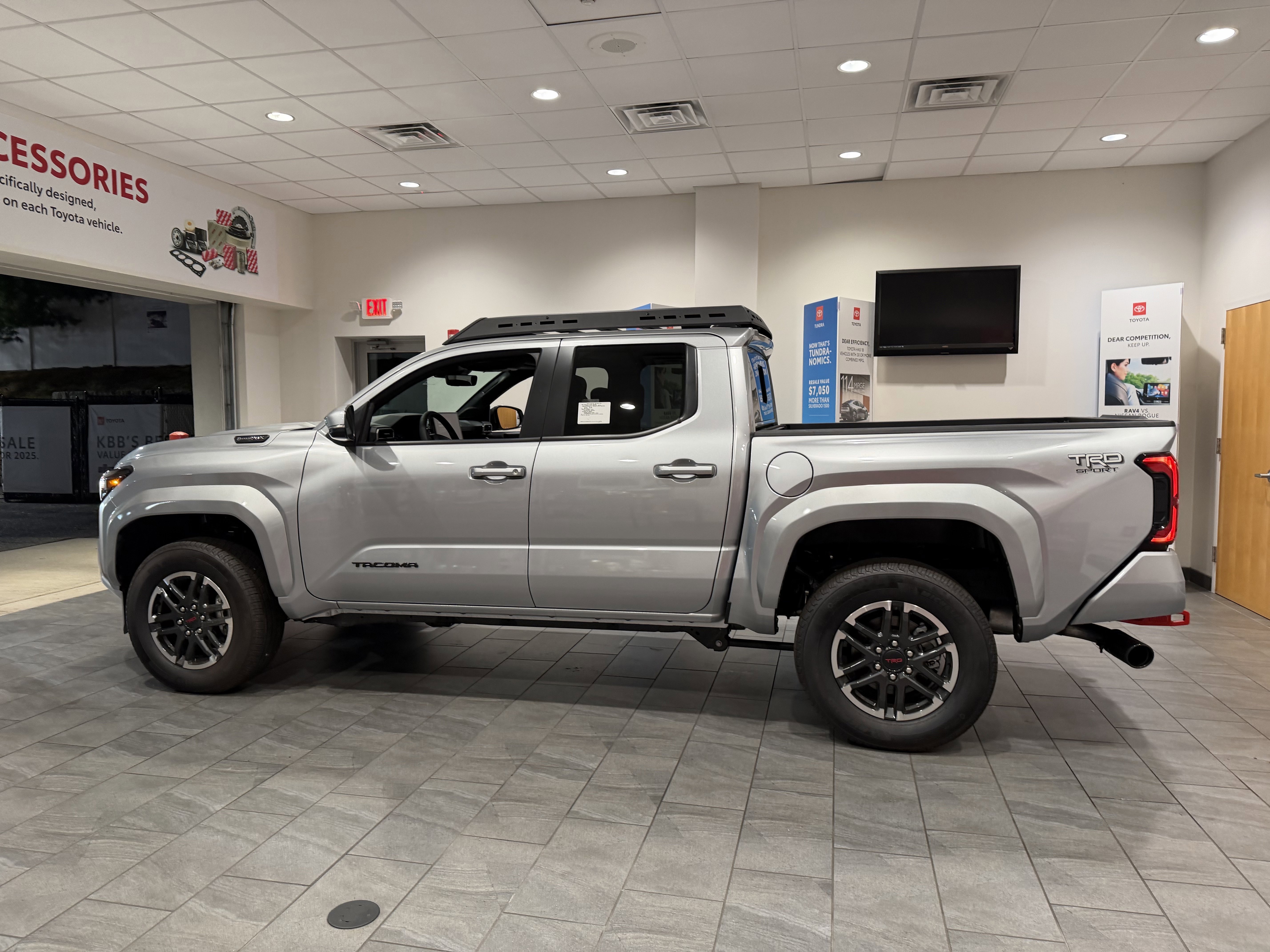 2025 Toyota Tacoma TRD Sport - Photo 55