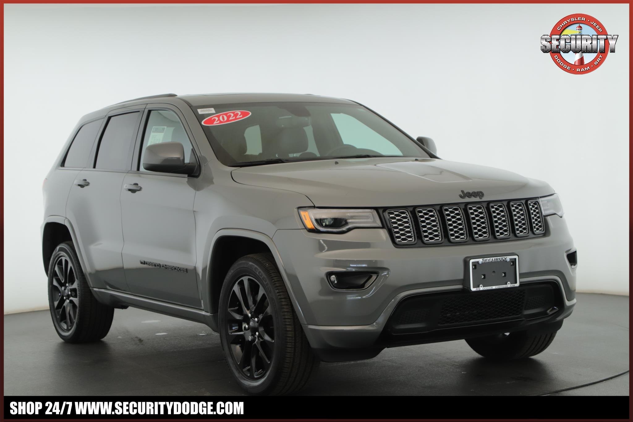 Used 2022 Sting-Gray Clearcoat Jeep Laredo X 4x4 image 1