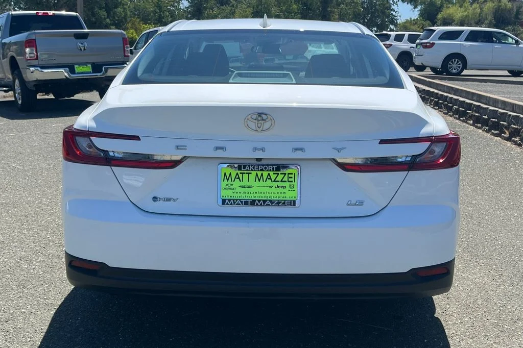 Used 2025 White Toyota LE image 10